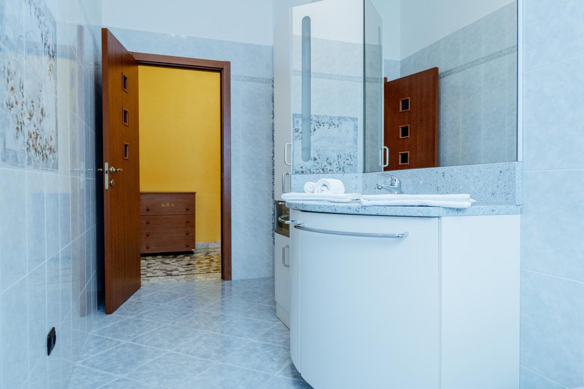Luxe Apartment Near Milano, Rho Fiera E Mxp Busto Arsizio Exteriér fotografie